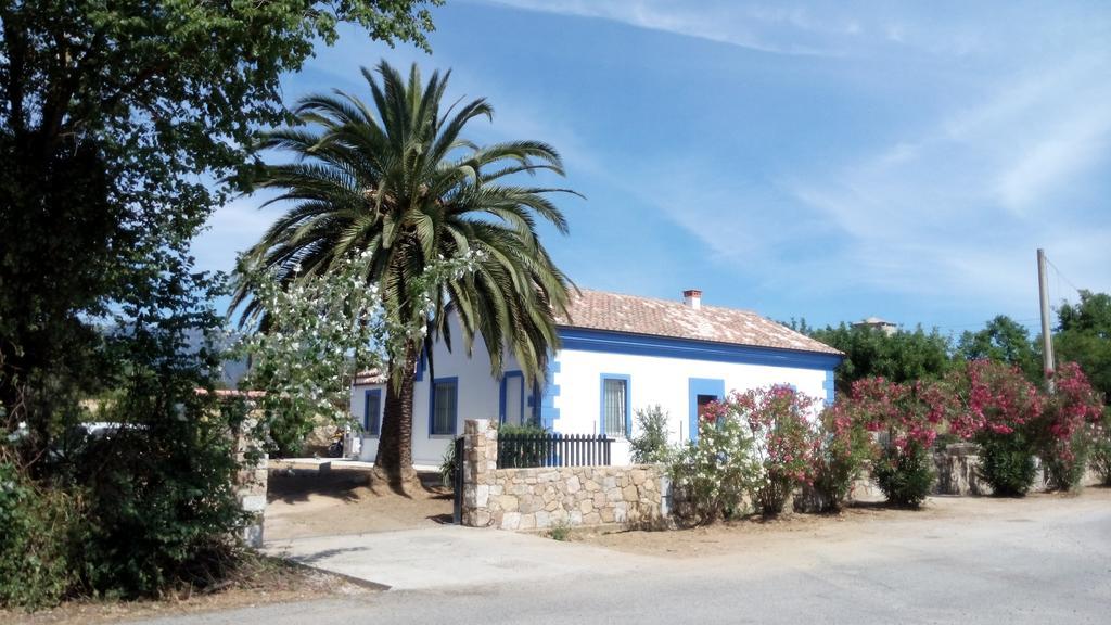 Casale Diletta Bed & Breakfast Castiadas Bagian luar foto