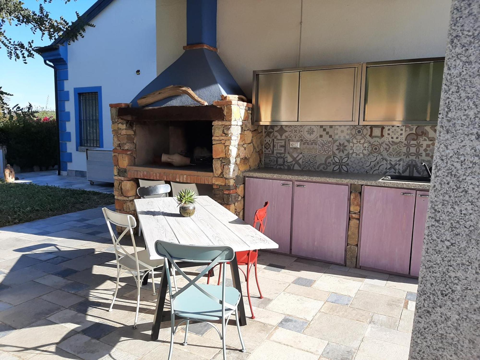 Casale Diletta Bed & Breakfast Castiadas Bagian luar foto